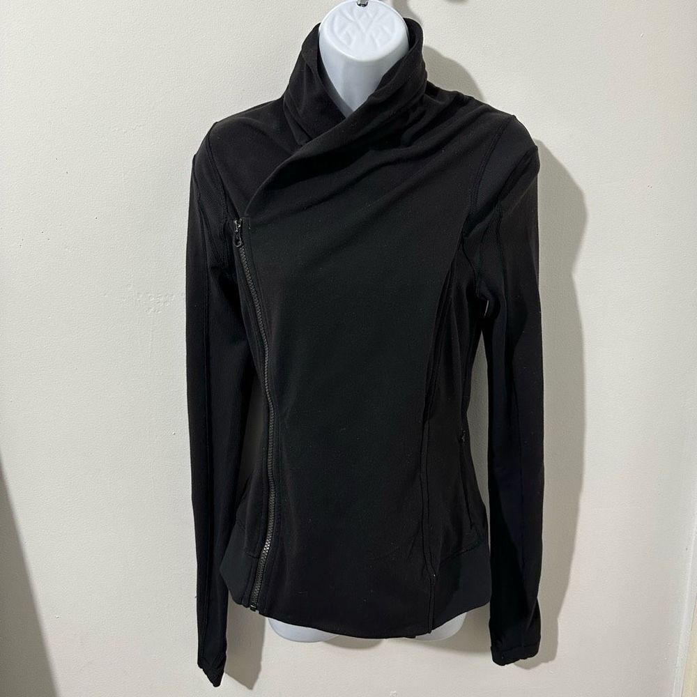 Lululemon BHAKTI Yoga Sz 6 Wrap Jacket Womens Black LS Double Zip Collar  A619